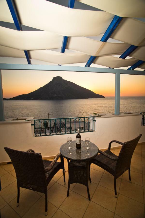 Apartamento de 1 dormitorio con balcón y vistas al mar