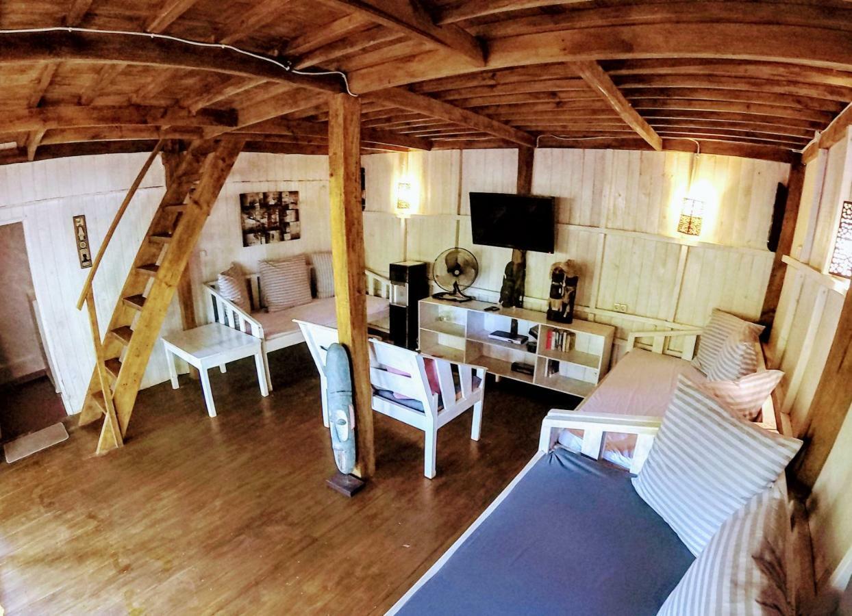 Habitación Familiar con vistas al jardín