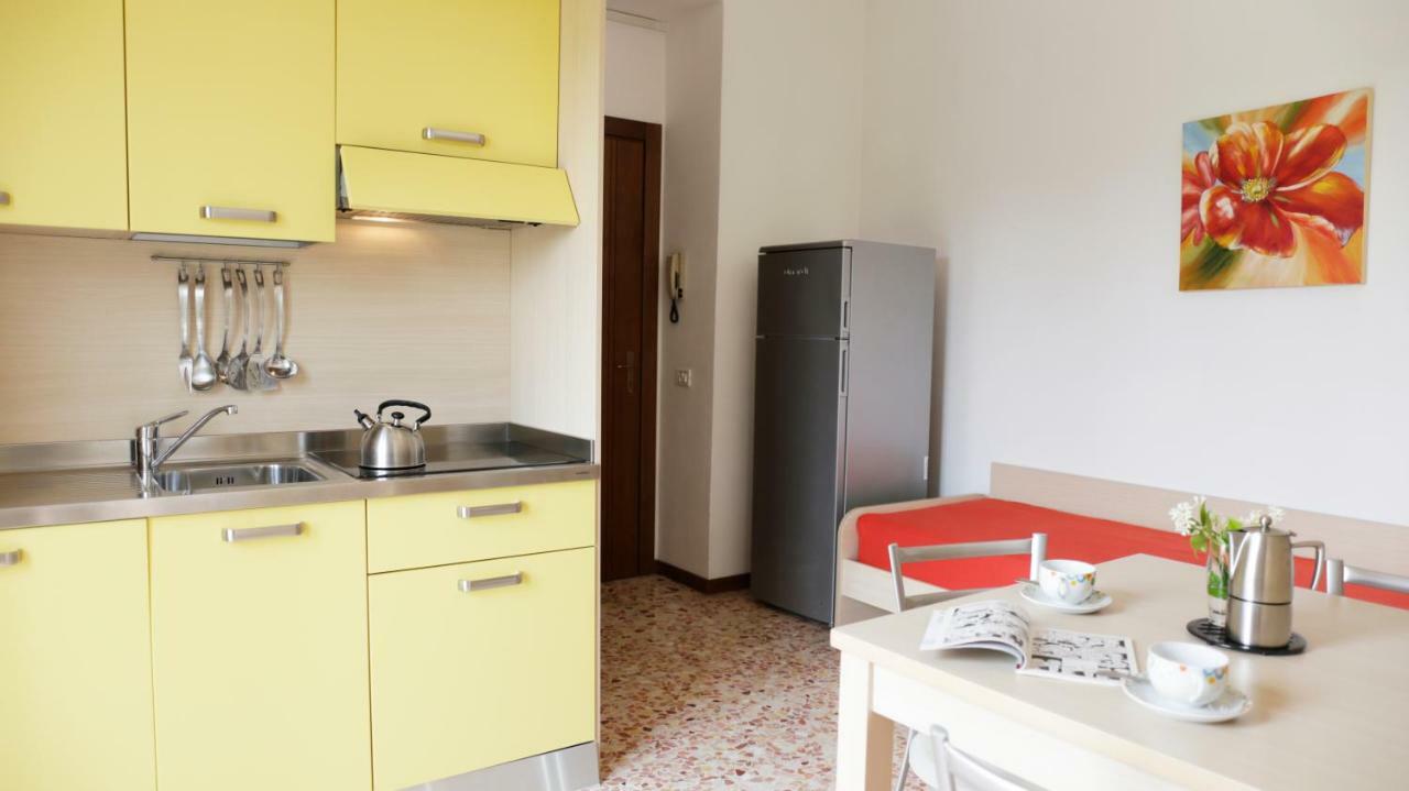 Studio Apartment,909058381:JPEG