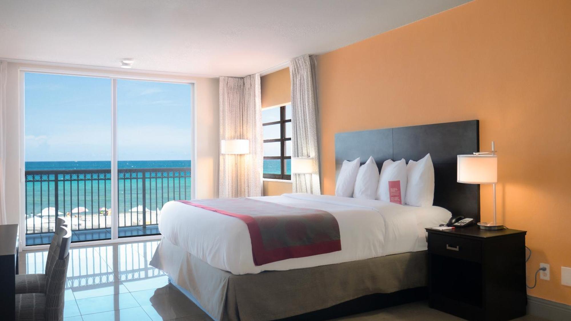 Zimmer mit Kingsize-Bett und Meerblick - Nichtraucher