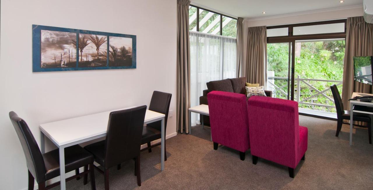 Deluxe Suite Sea View Water Front