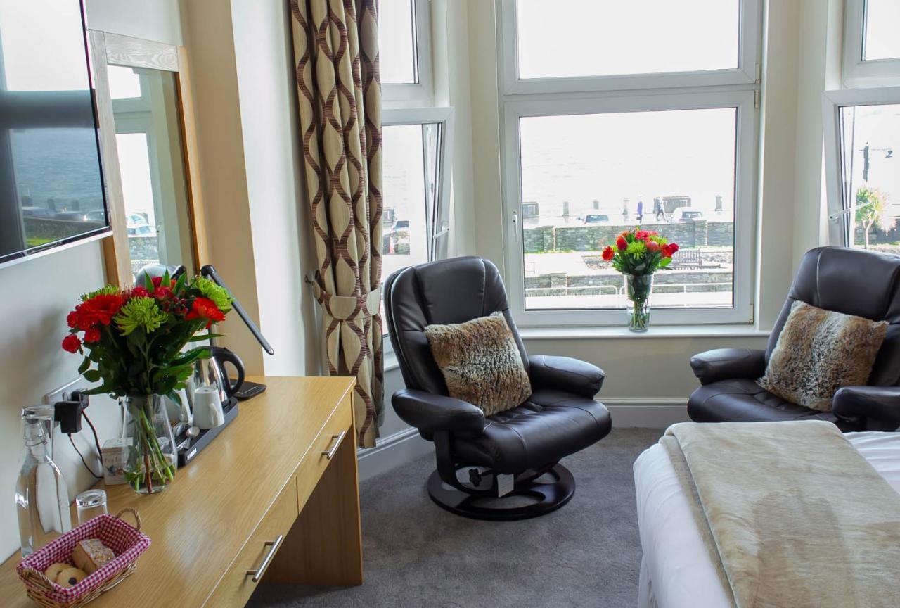 Twin Room with Sea View