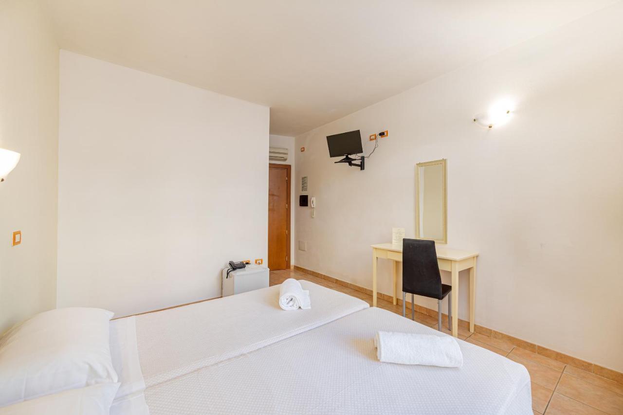 Habitación Doble Clásica con balcón - 1 o 2 camas