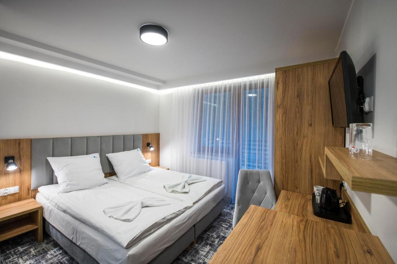Deluxe Doppel-/Zweibettzimmer mit Balkon