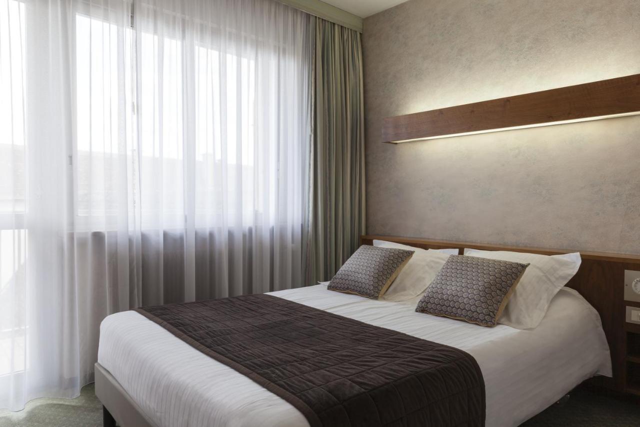 Standard Doppelzimmer mit Balkon