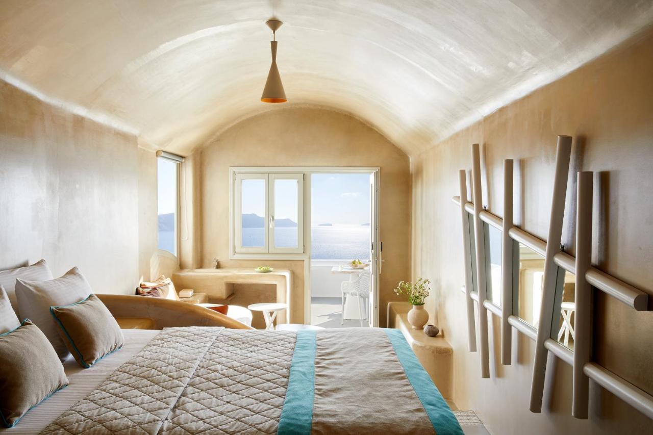 Suite Junior con bañera de hidromasaje al aire libre y vistas a la caldera