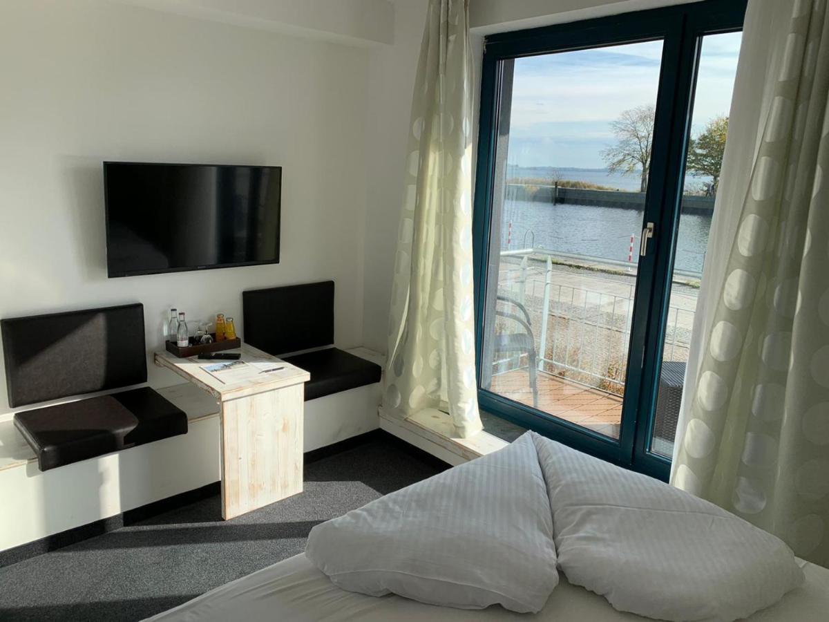 Single Room Balcony