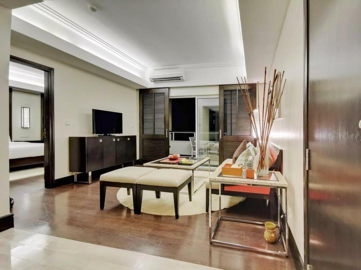 Oceana Suite