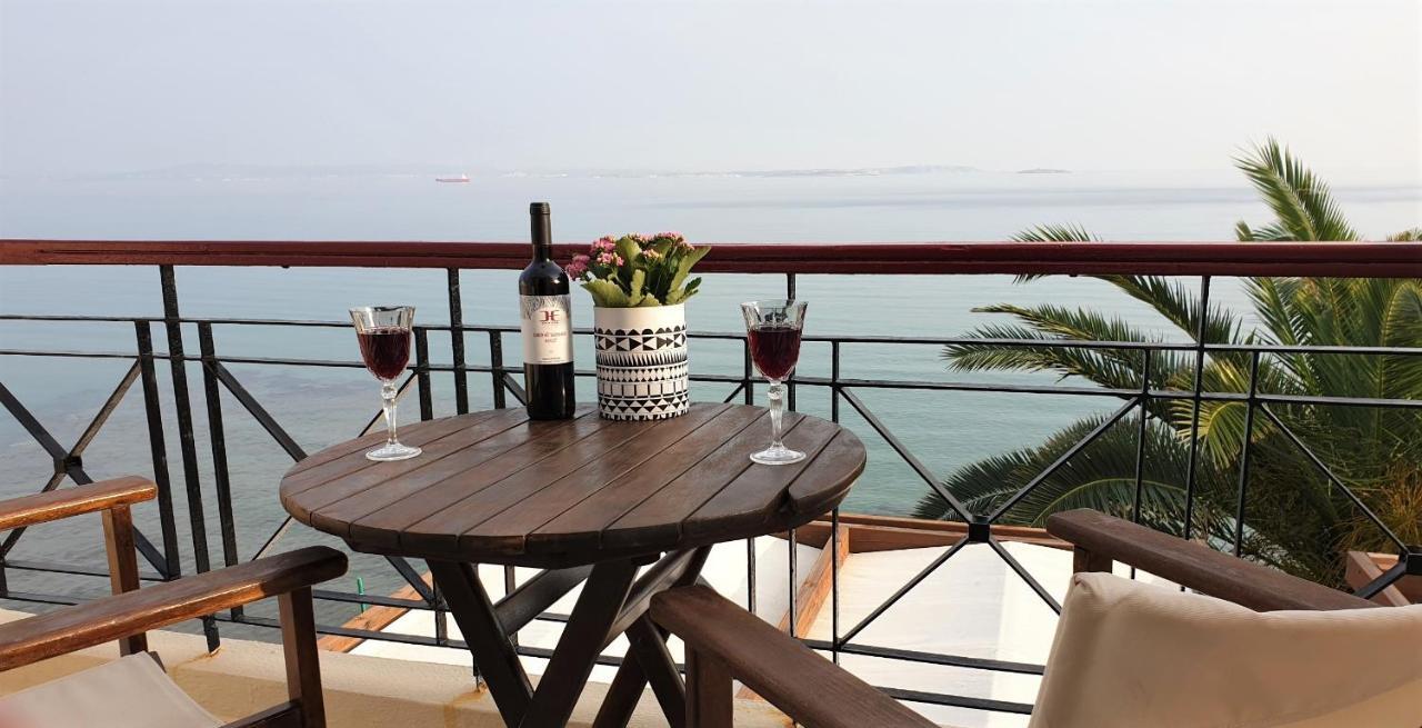 Habitación Triple acogedora con vistas al mar