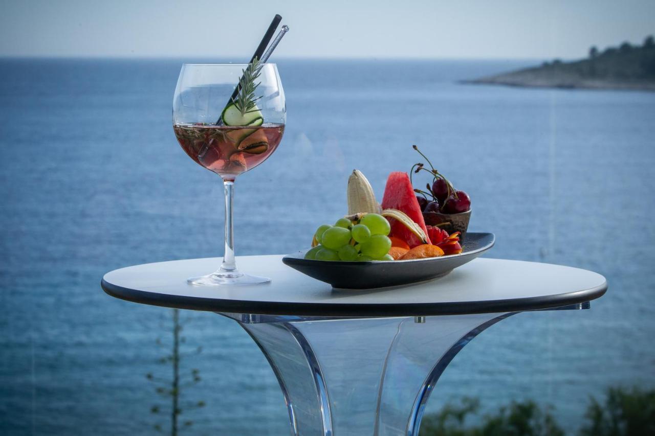 Suite Deluxe con vistas al mar y balcón