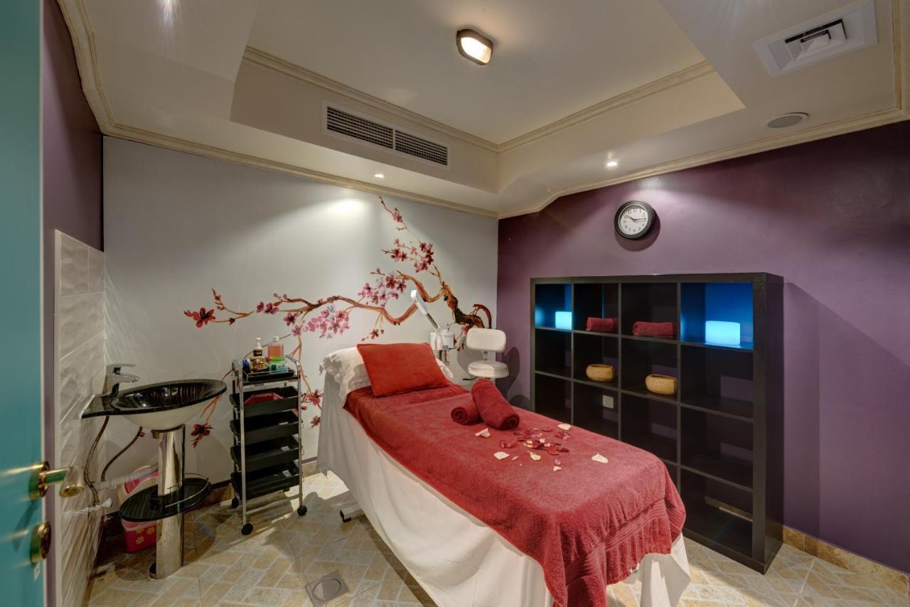 Doppel-/Zweibettzimmer mit Zugang zum Spa inklusive 1-stündiger Körperanwendung zur Entspannung (Angebot nur für Frauen)