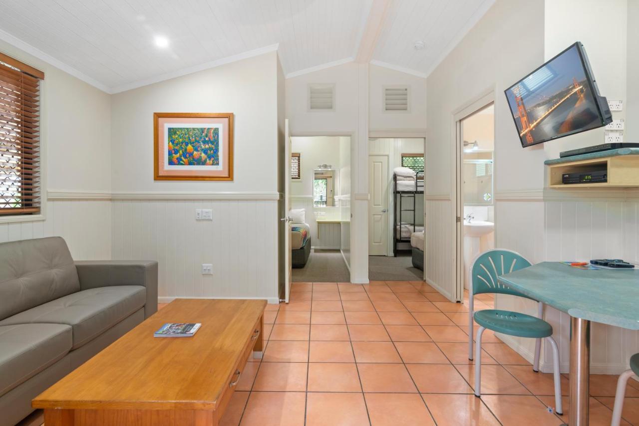 Two-Bedroom Lodge - Lorikeet
