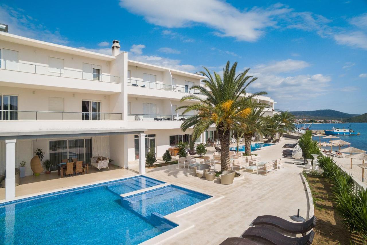 Two-Bedroom Apartment Balcony Sea View