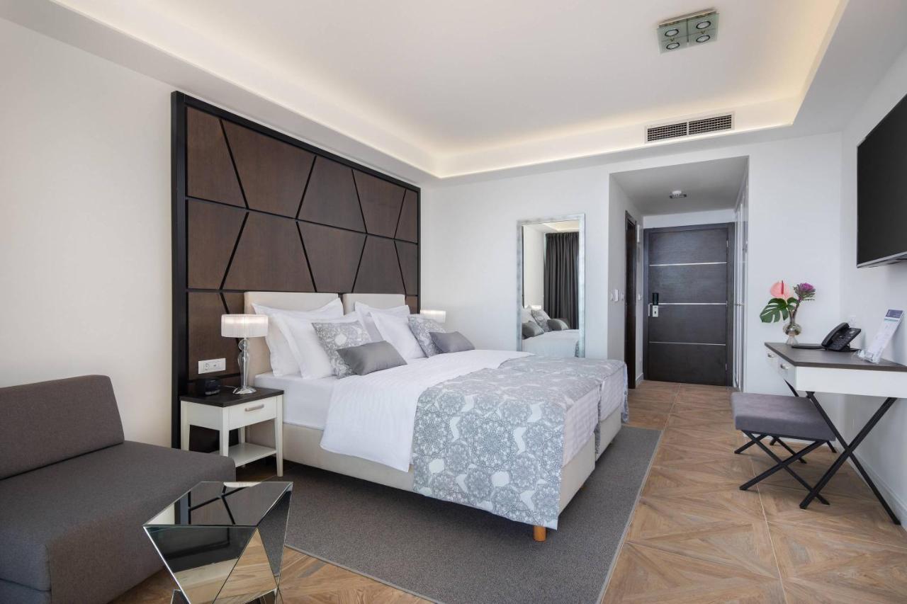 Adria Twin Bed Room at Pool Side