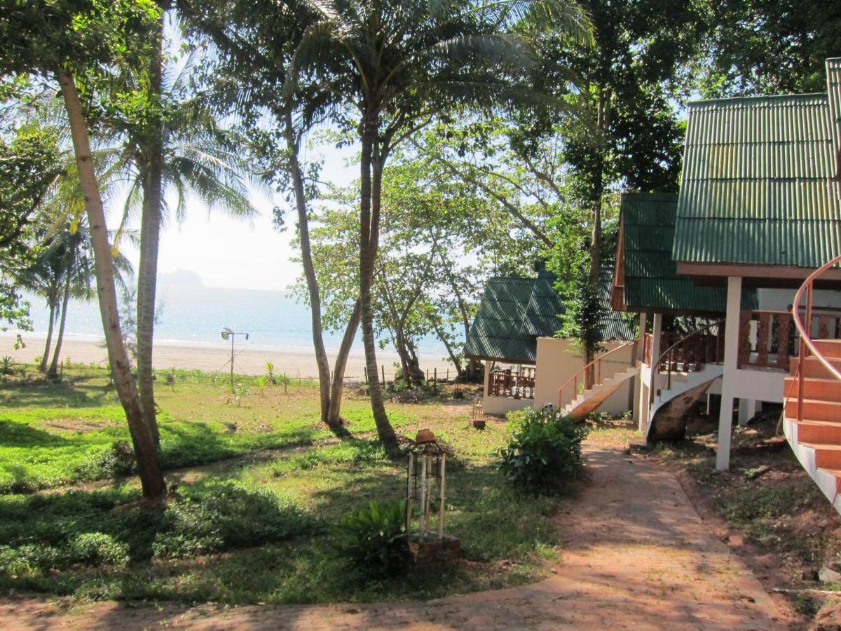 Deluxe Twin Room with Sea View
