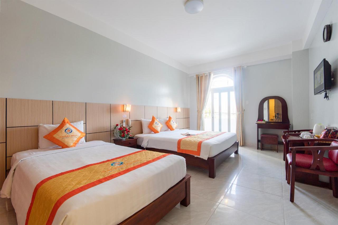 Triple Room with Sea View