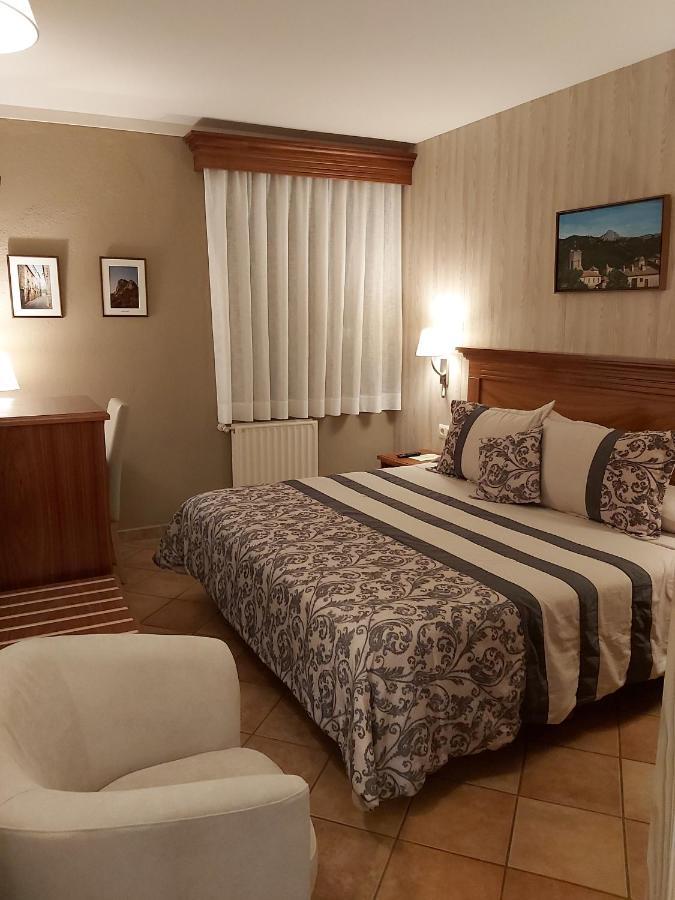 Chambre Double ou Lits Jumeaux