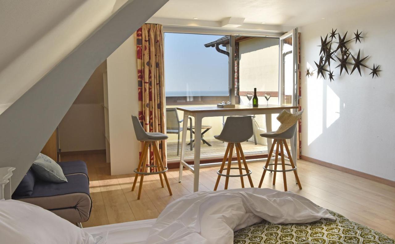 Chambre Double Deluxe avec Balcon - Vue sur Mer