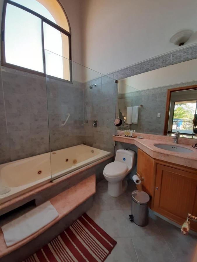 Junior Suite,1212036499:JPEG