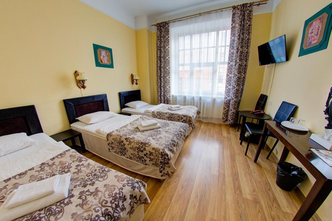 Triple Room