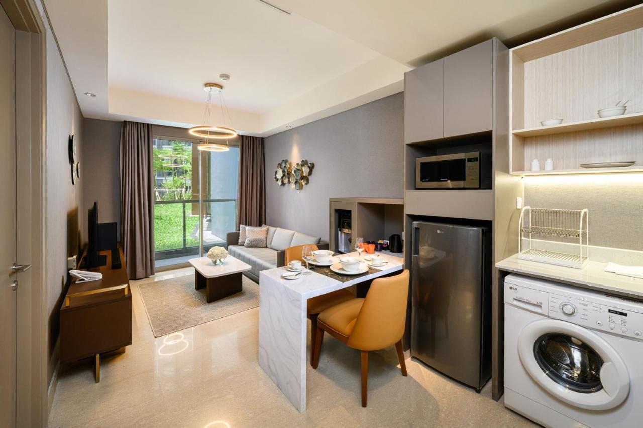 One-Bedroom Deluxe