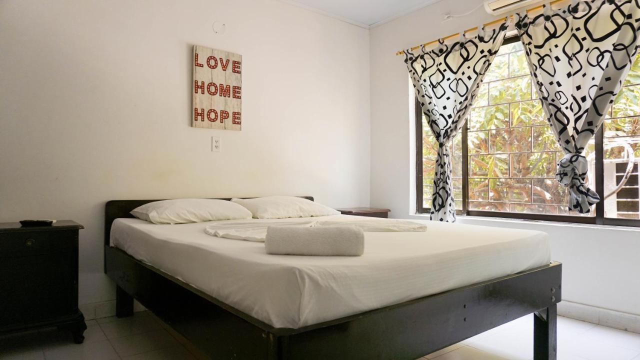 Deluxe King Room,1589430106:JPEG