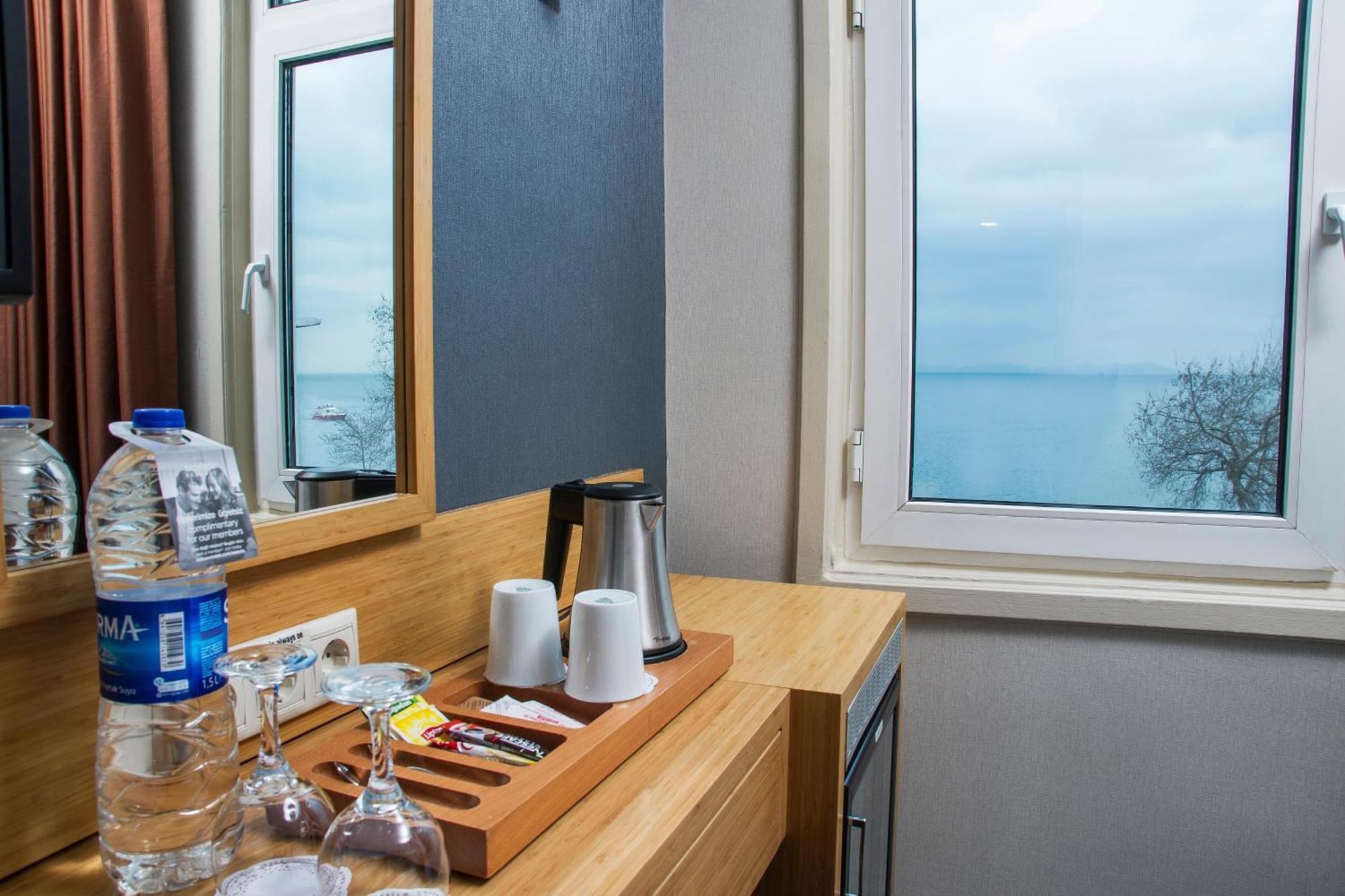 Habitación Estándar con vistas al mar - No fumadores