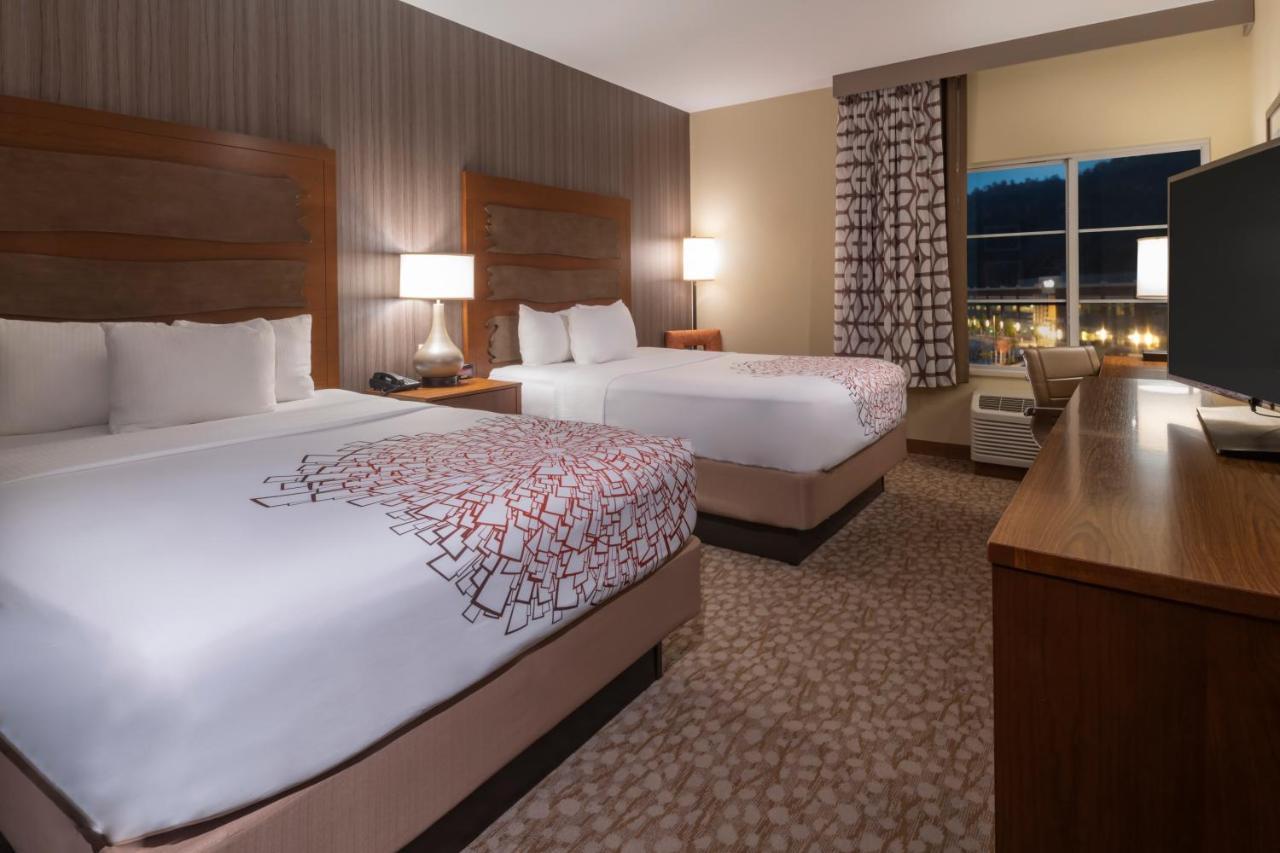 Queen Room with Two Queen Beds and Mobility/Hearing Access - Non-Smoking