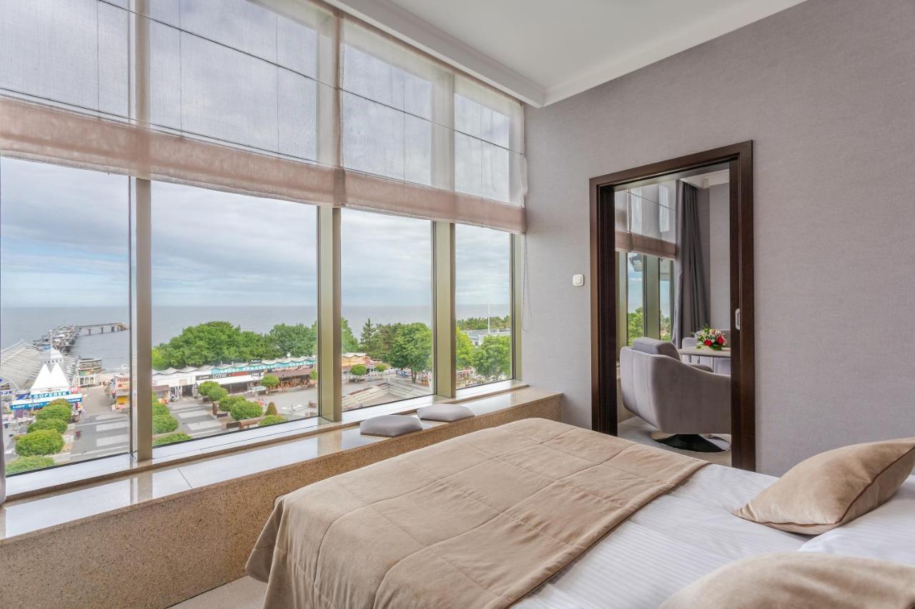 One-Bedroom Apartment Sea View
