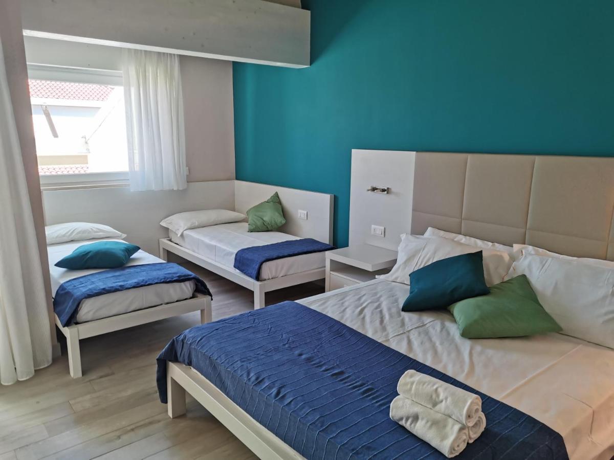Vierbettzimmer mit Terrasse