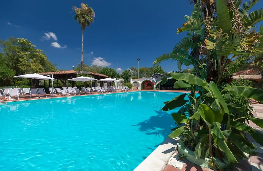 Sayonara Villaggio Club-1