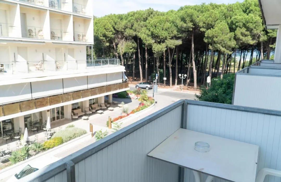 Hotel Cinzia-1