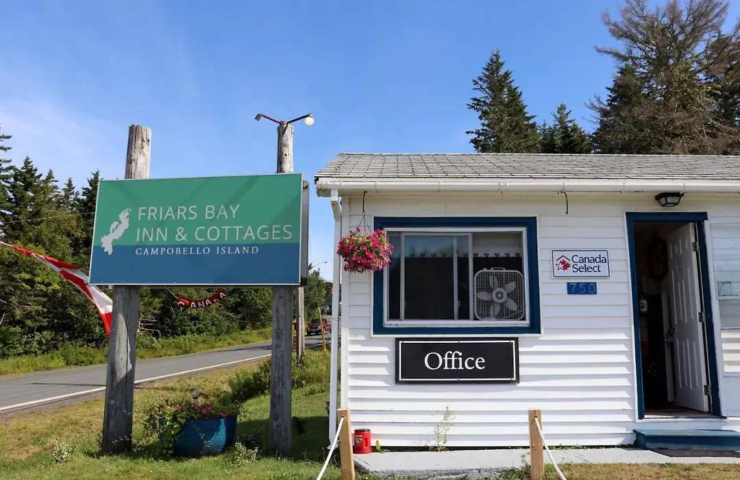 Friars Bay Inn & Cottages-1