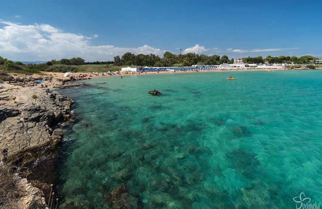 Arenella Beach Rooms-1