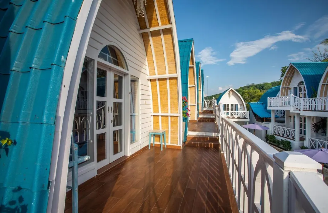 Santorini Beach Resort-1