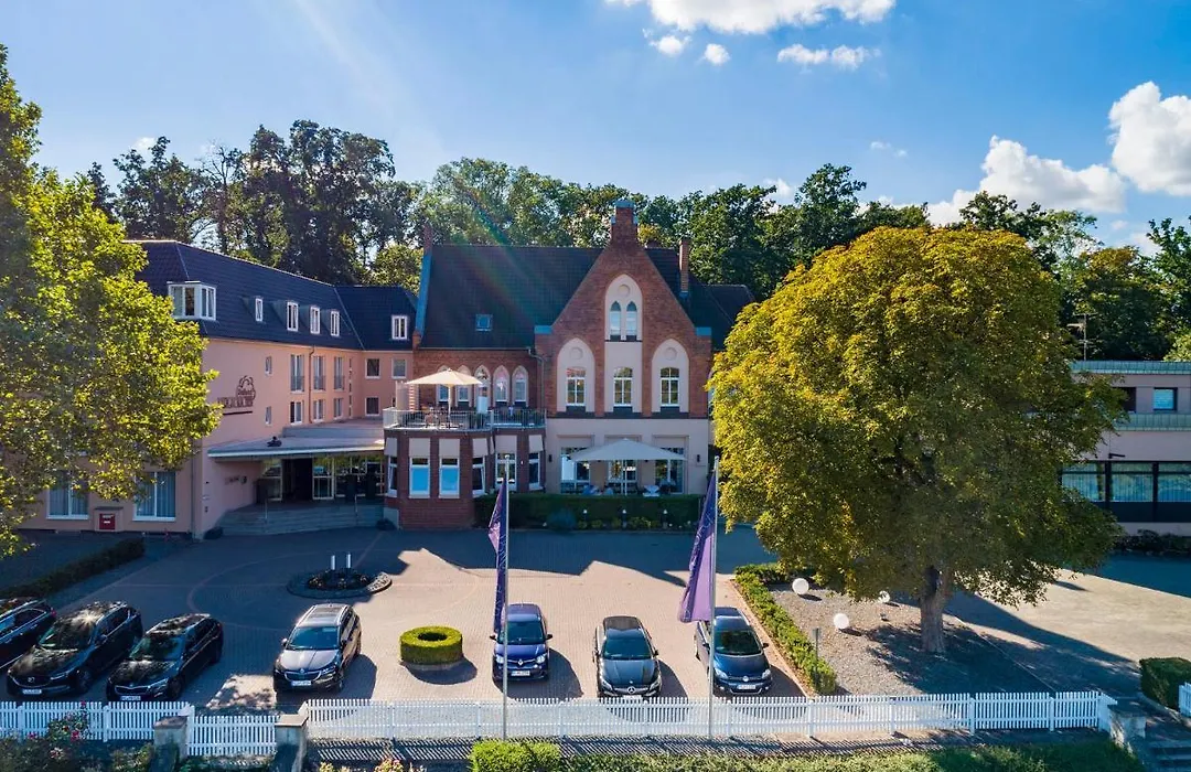 Parkhotel Berghoelzchen-1