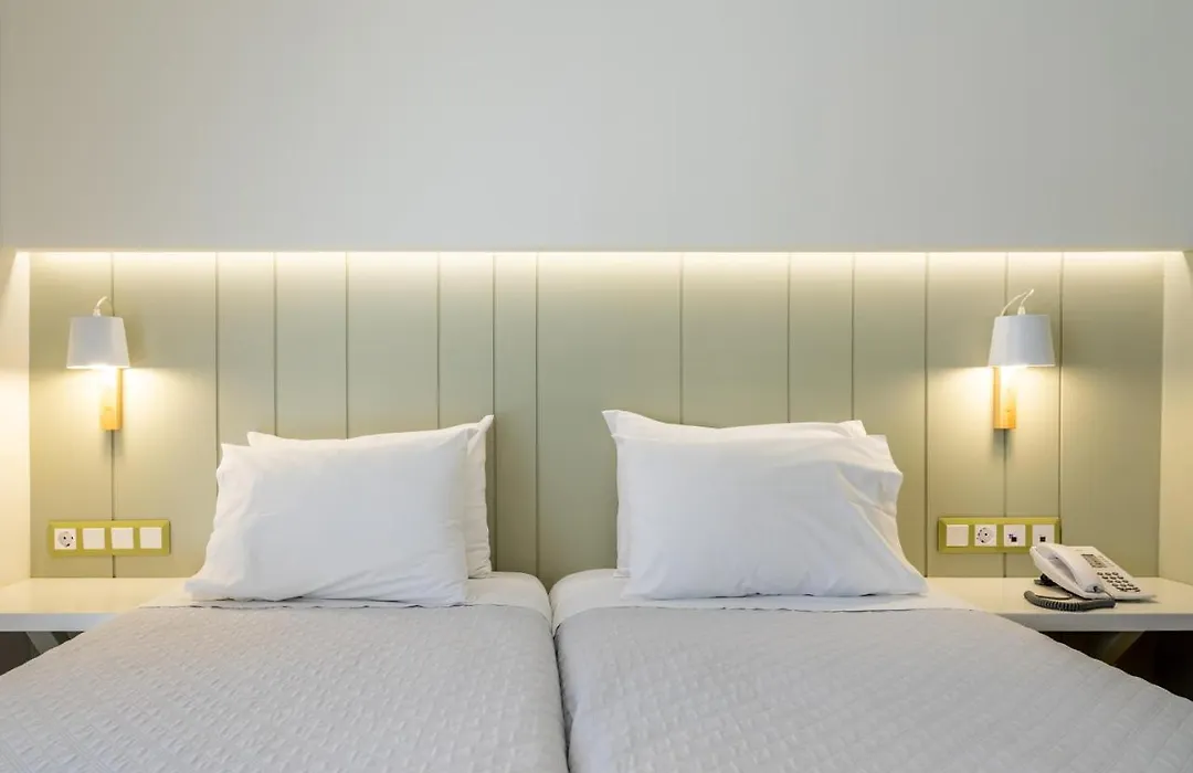 Lefktron Hotel-1