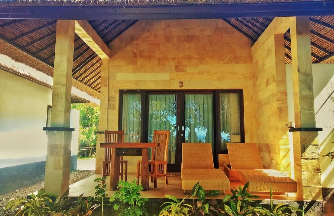 Jemeluk Beach Bungalows-1