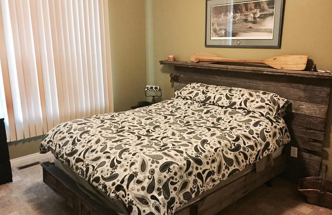 Pebble Springs Bnb-1