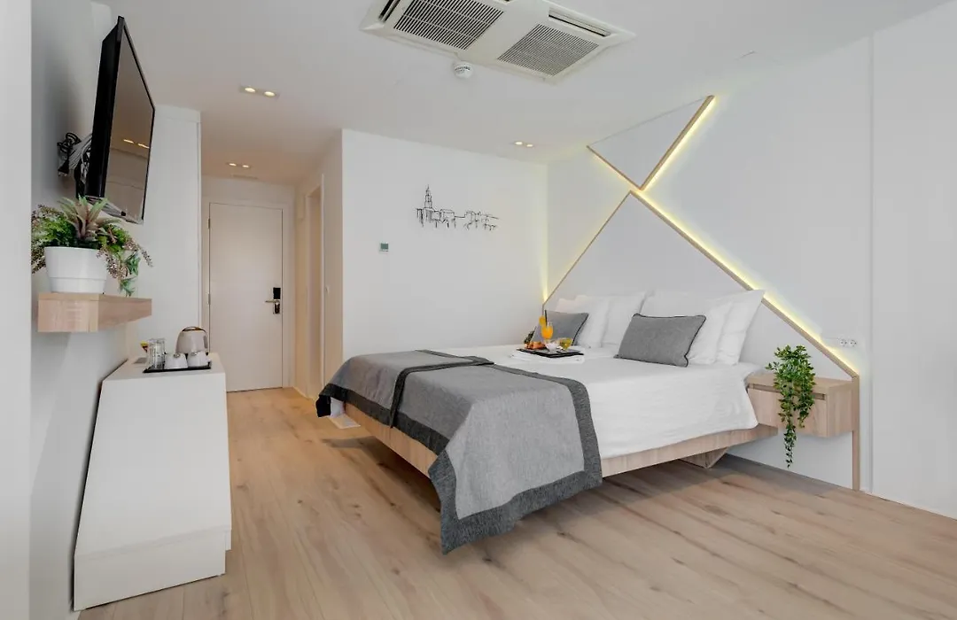 Hotel Pax-1