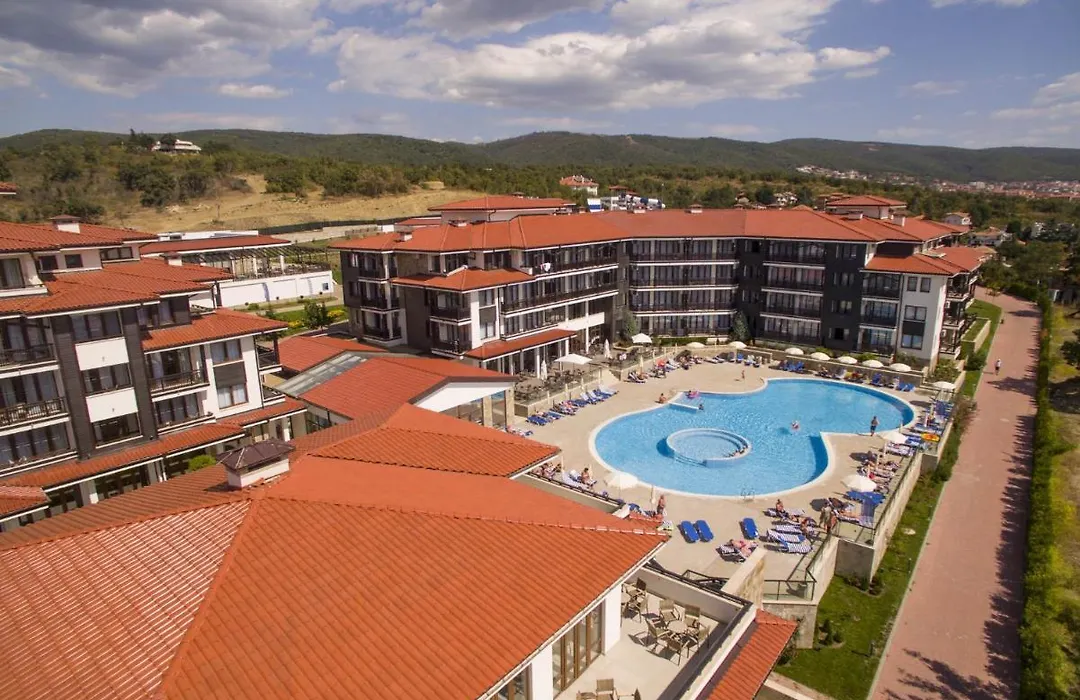 Nevis Resort & Aqua Park-1