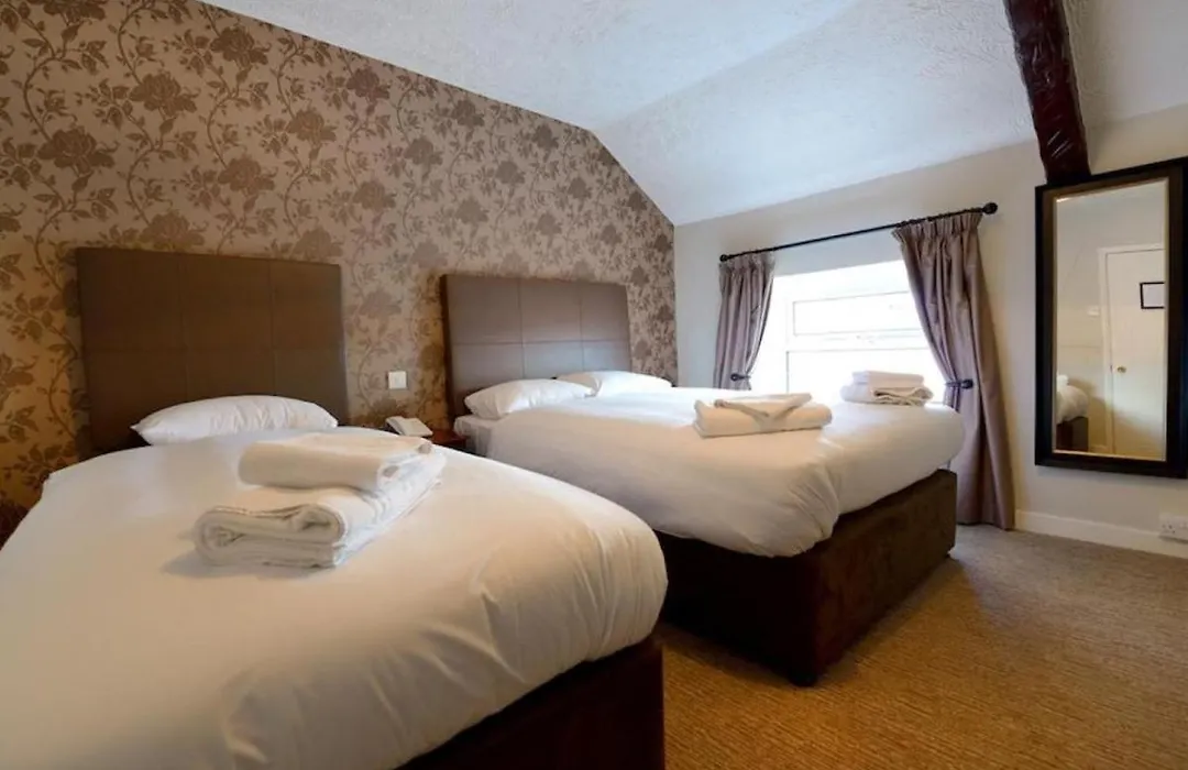 Savoy Country Inn-1