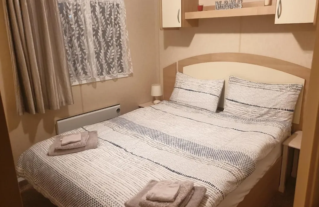 Ocean Edge Holiday Park 2 Bed Static-1