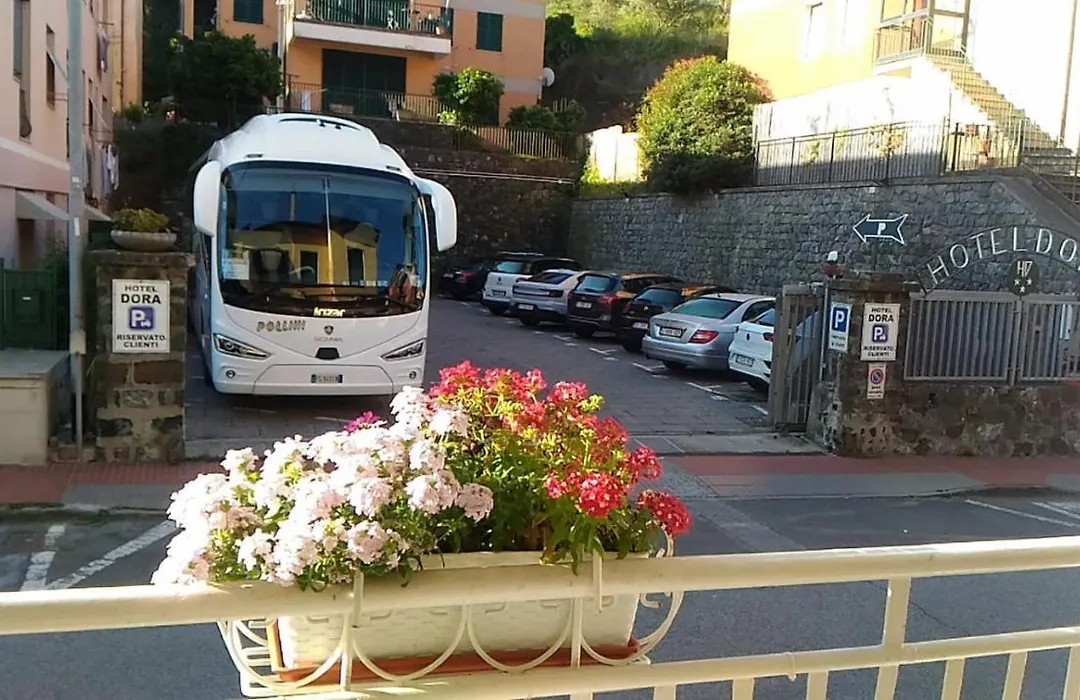 Hotel Dora-1