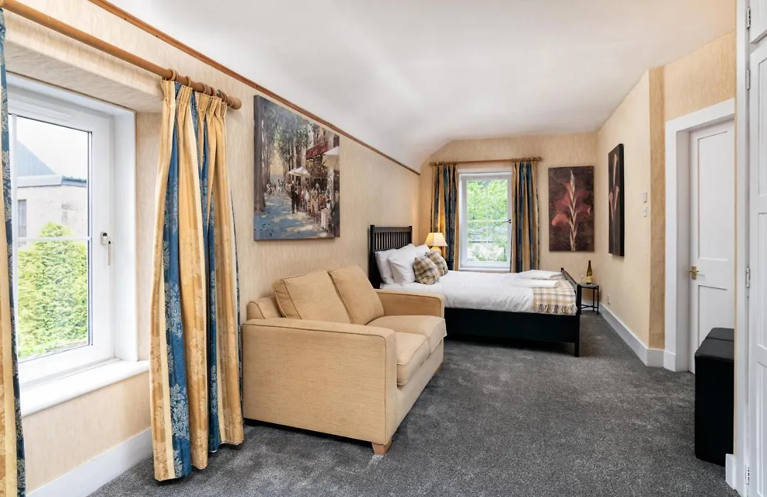 The Green Inn Rooms-1