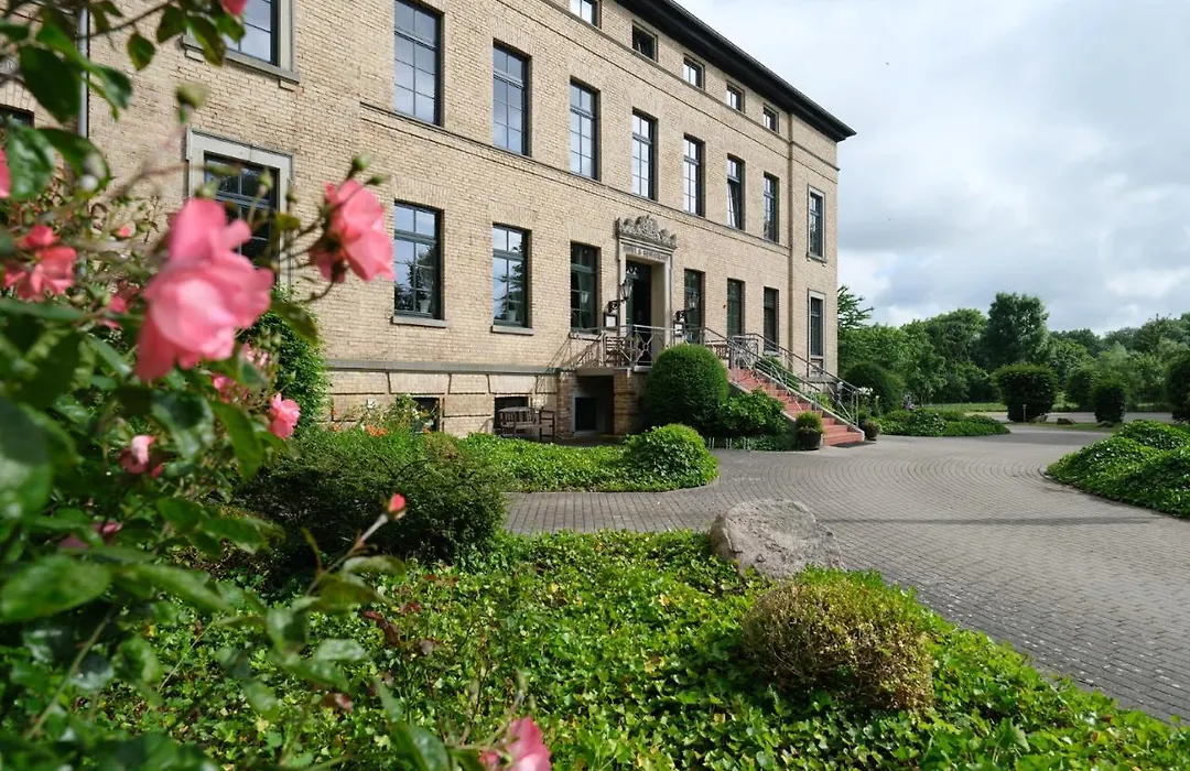 Gutshaus Redewisch Hotel&Restaurant-1