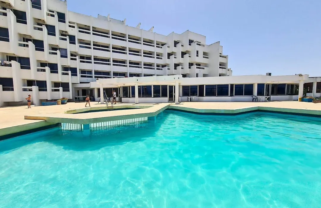 Umh Tarik Hotel-1