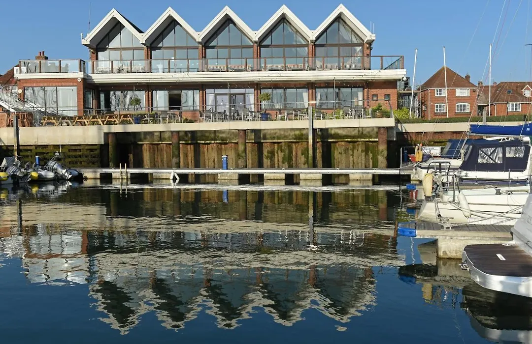 Royal Southern Yacht Club-1