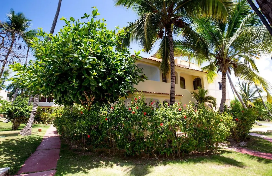 Los Corales Beach Village-1