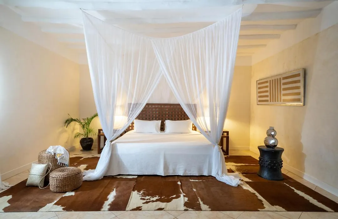 Lion In The Sun Boutique Hotel & Spa-1